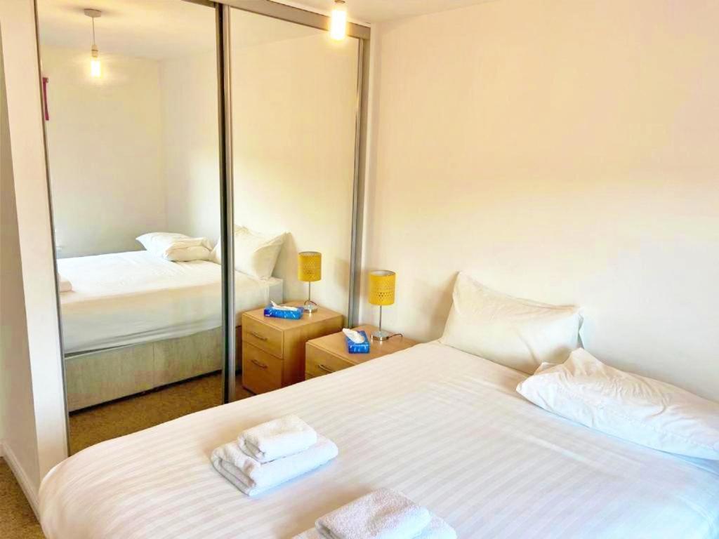 Сasa de vacaciones 3 Bed House With Parking Near Airport Edimburgo